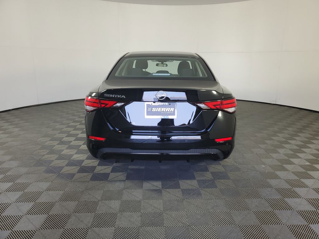 2025 Nissan Sentra S photo 5