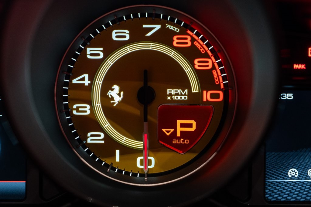 2023 Ferrari F8 Spider Base photo 25