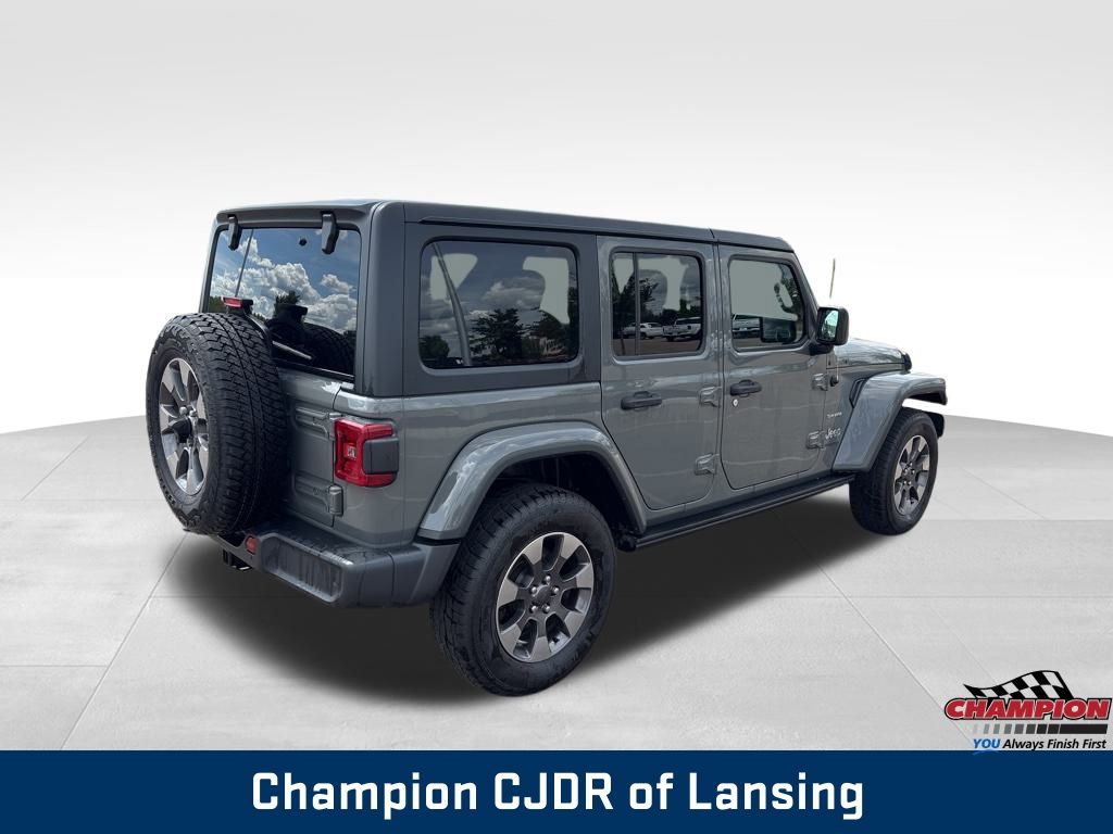 2021 Jeep Wrangler Unlimited Sahara photo 7
