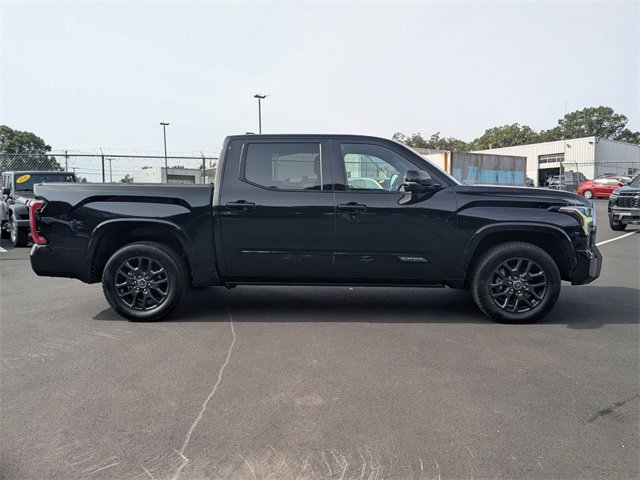 2022 Toyota Tundra Platinum photo 2