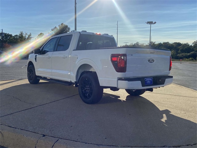 2025 Ford F-150 XLT photo 4