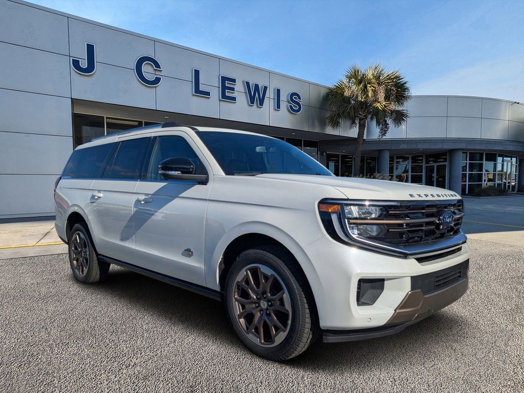 2025 Ford Expedition King Ranch's photo
