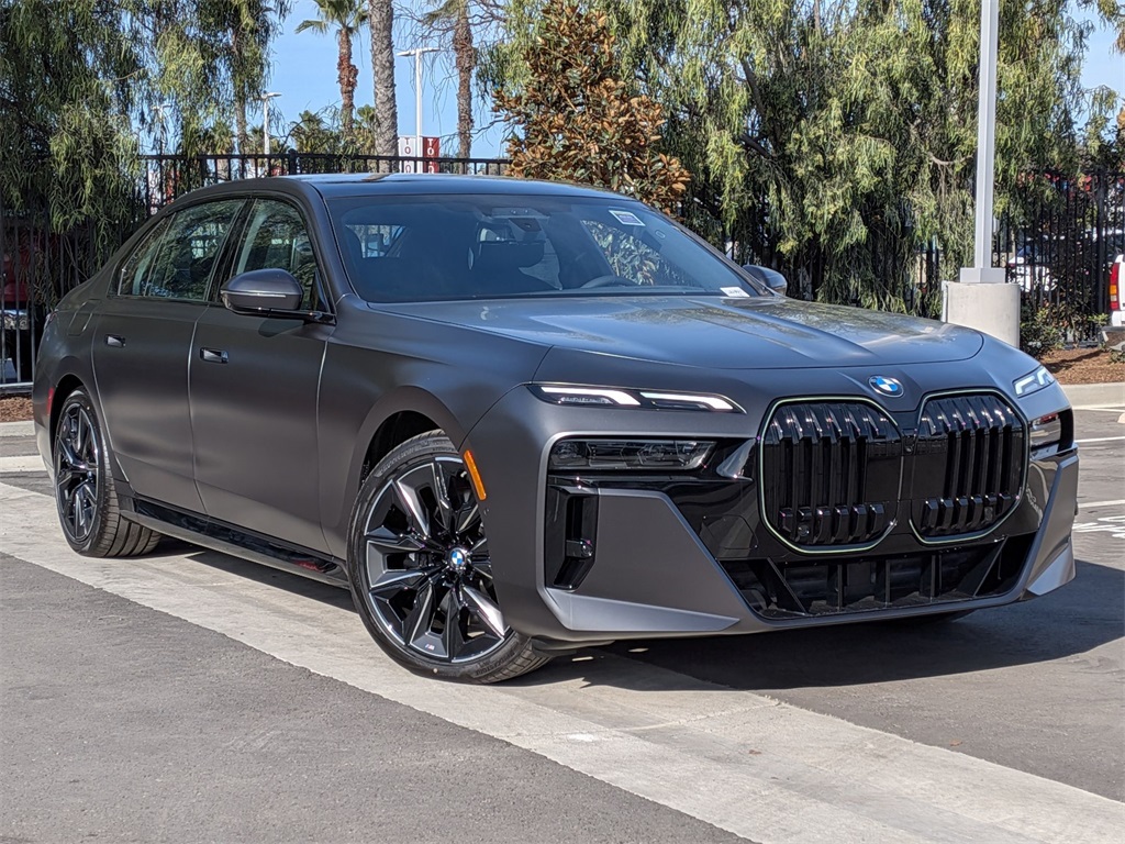 2026 BMW 7 Series 740i's photo