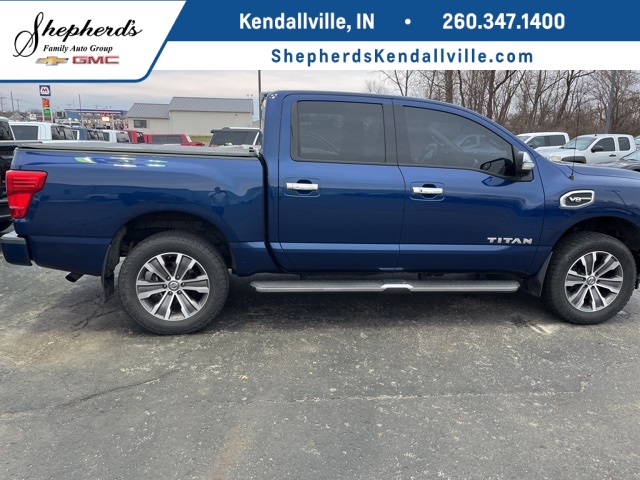 2017 Nissan Titan SL