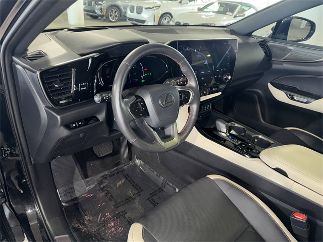 2023 Lexus NX 350h Luxury photo 19