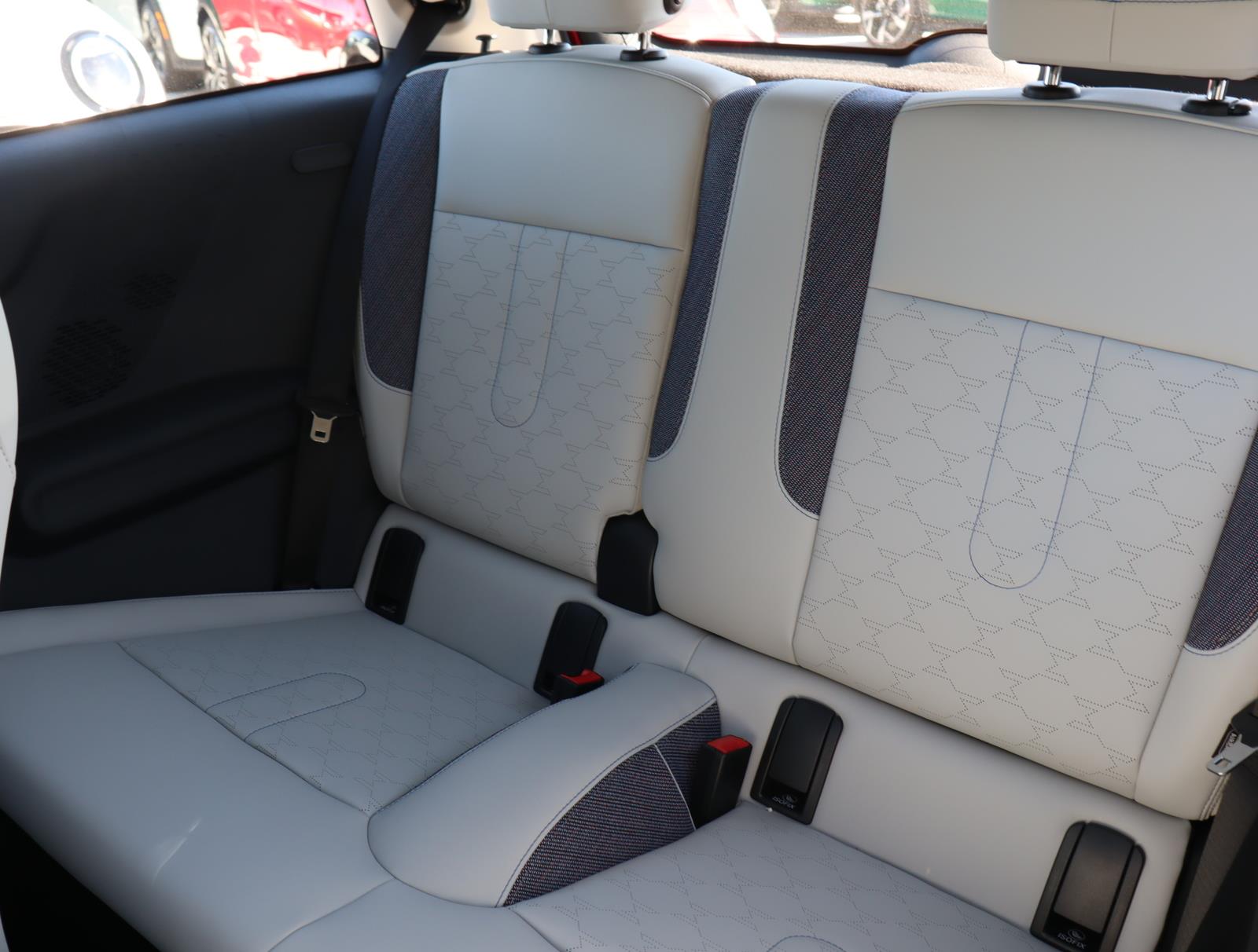 2025 Mini Cooper 2 Door Hardtop Signature photo 4