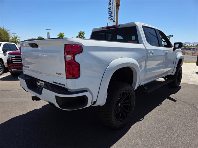 2025 Chevrolet Silverado RST photo 4