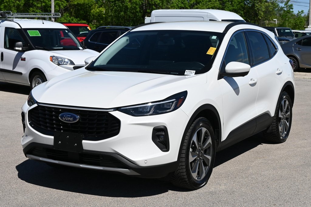 2024 Ford Escape Platinum photo 3