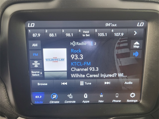2022 Jeep Renegade Limited photo 13