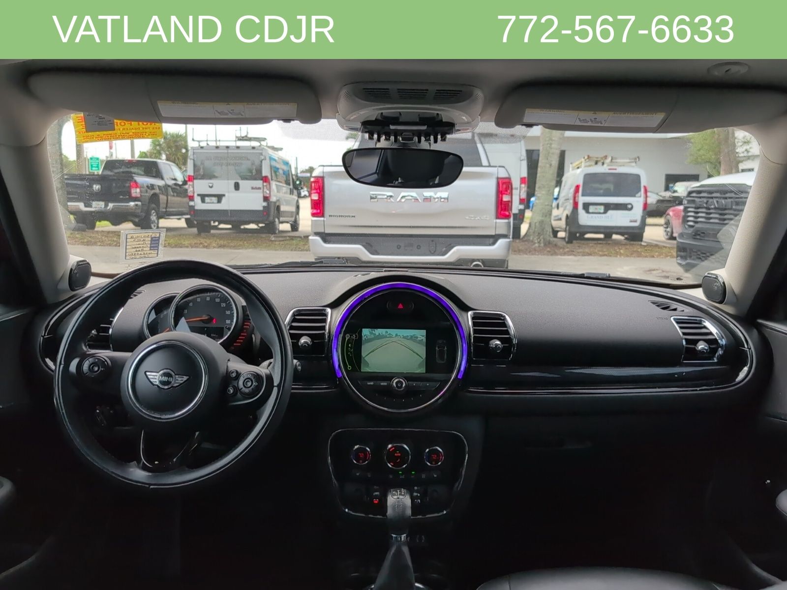 2016 Mini Clubman Base photo 30