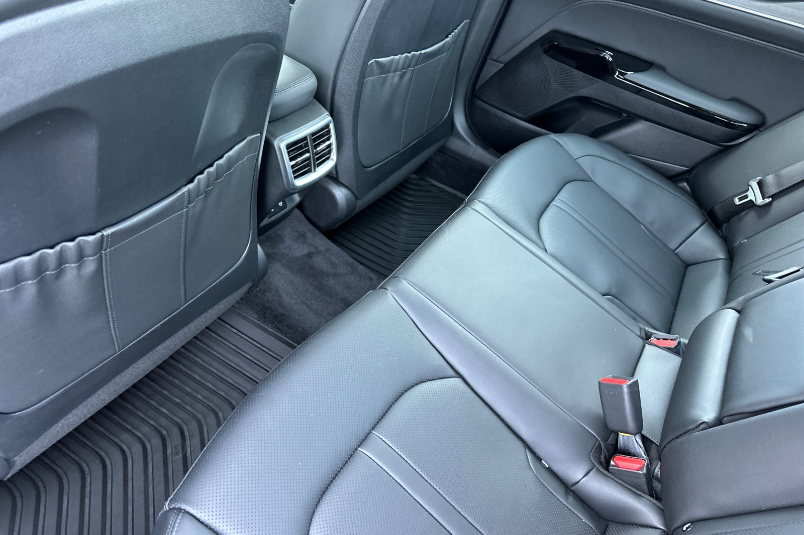 2025 Kia K5 EX photo 8