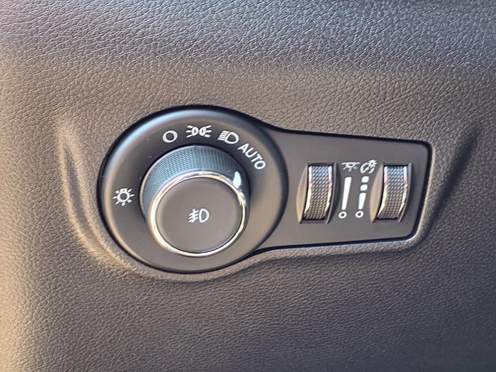 2022 Jeep Compass Latitude Lux Altitude photo 17