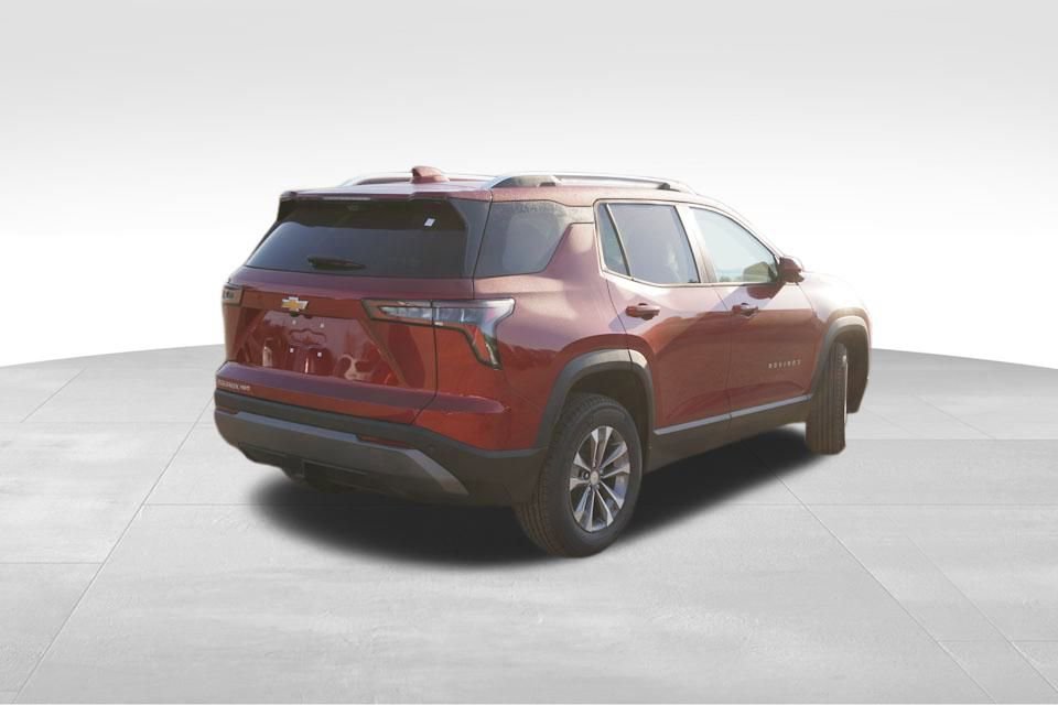 2025 Chevrolet Equinox LT photo 2