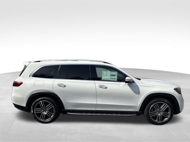 2026 Mercedes Benz GLS 450 4MATIC photo 6