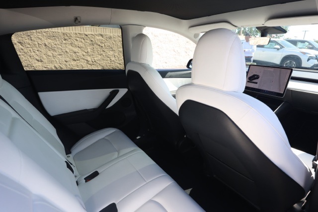 2021 Tesla Model Y Performance photo 16