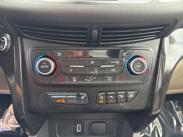 2019 Ford Escape Titanium photo 12