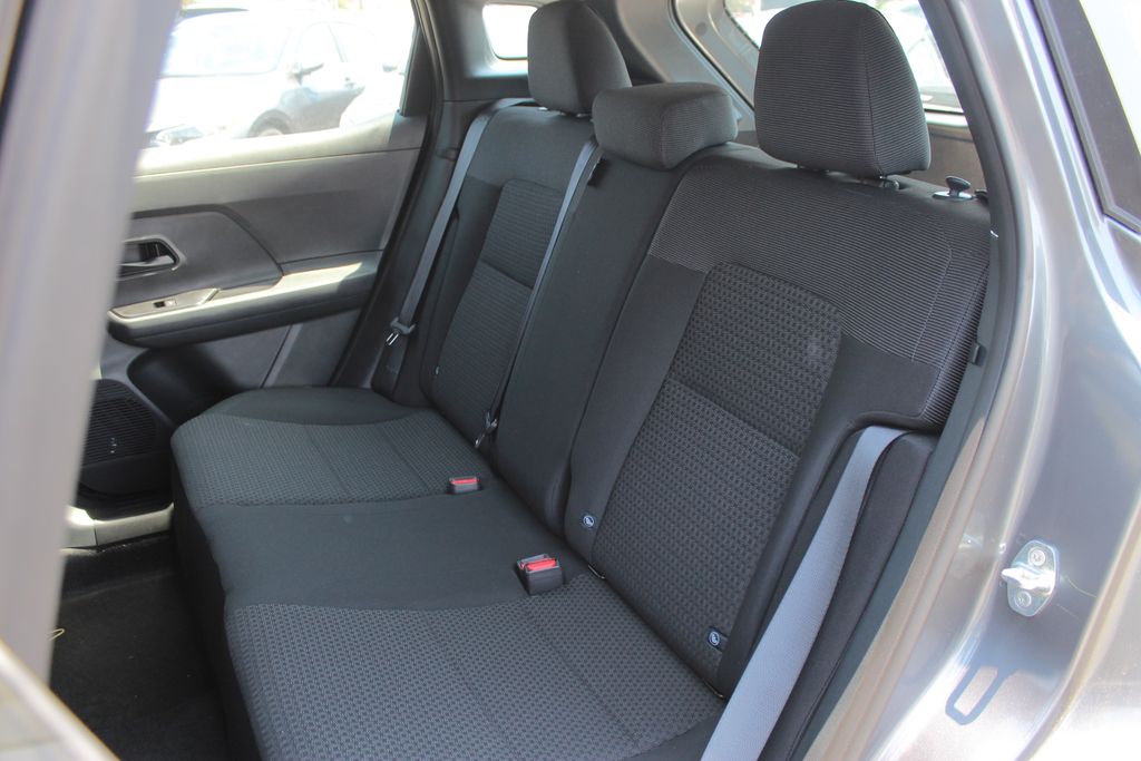 2025 Nissan Kicks S photo 12