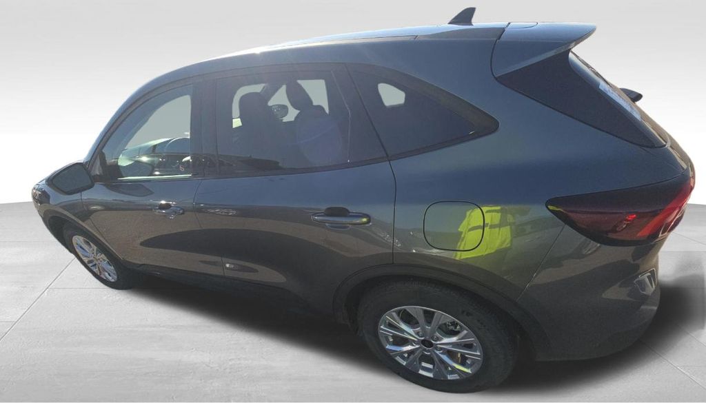 2025 Ford Escape Active photo 3