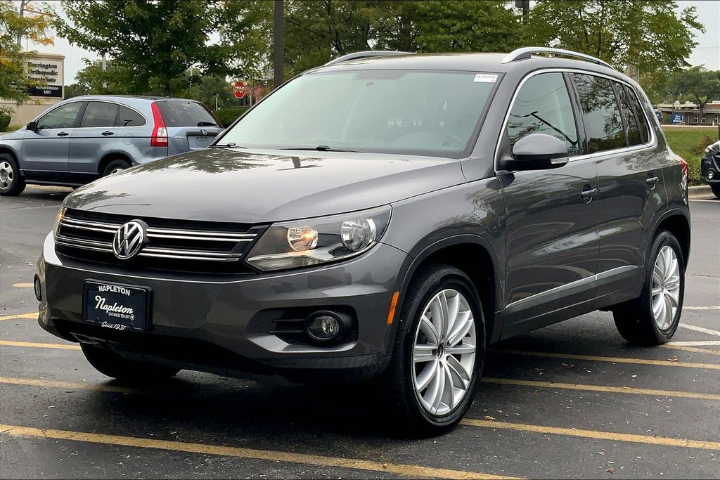 2014 Volkswagen Tiguan SE photo 12