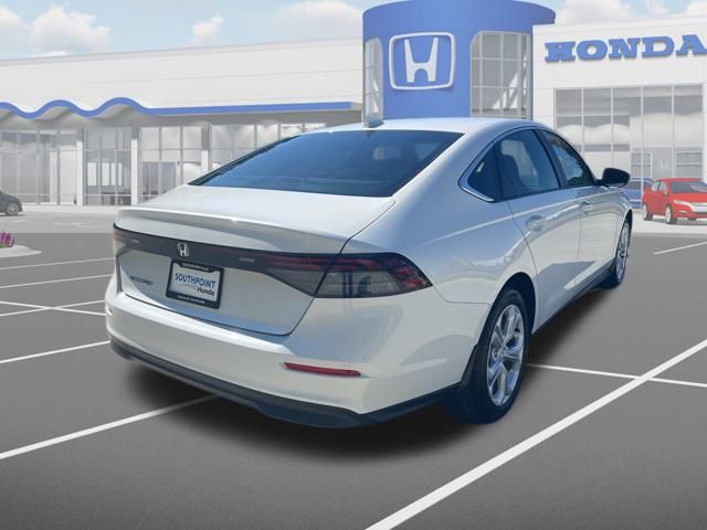 2025 Honda Accord LX photo 4