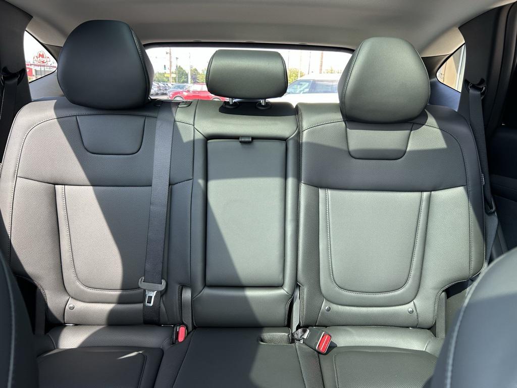 2025 Hyundai Tucson Hybrid SEL Convenience photo 21