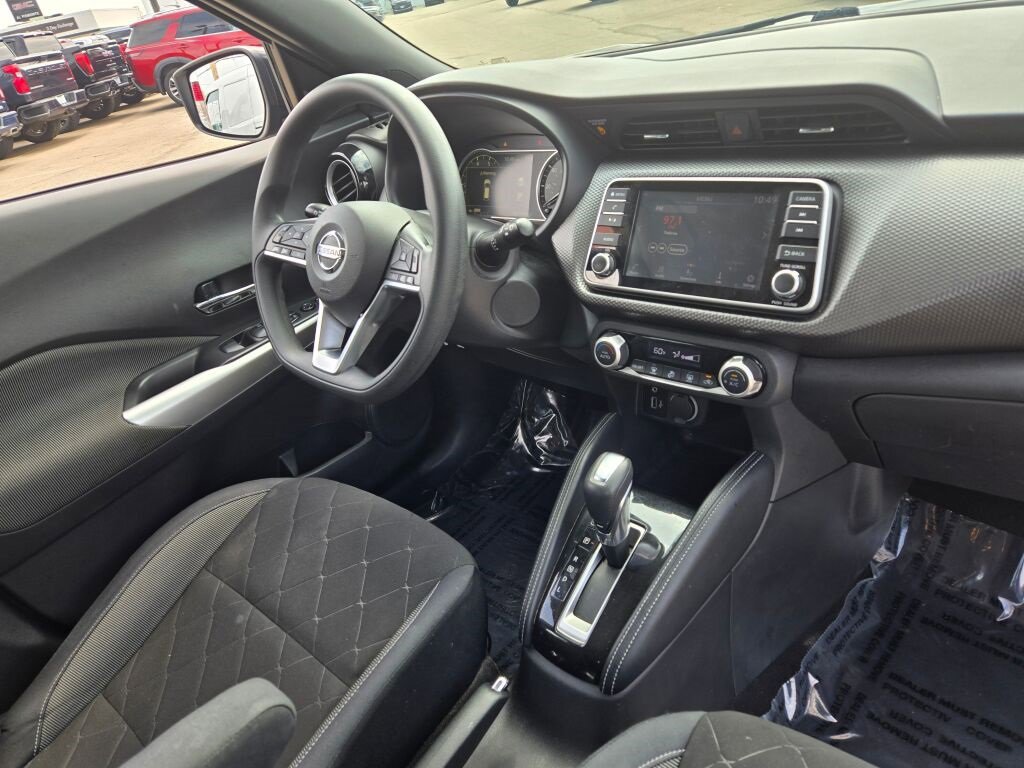 2020 Nissan Kicks SV photo 5