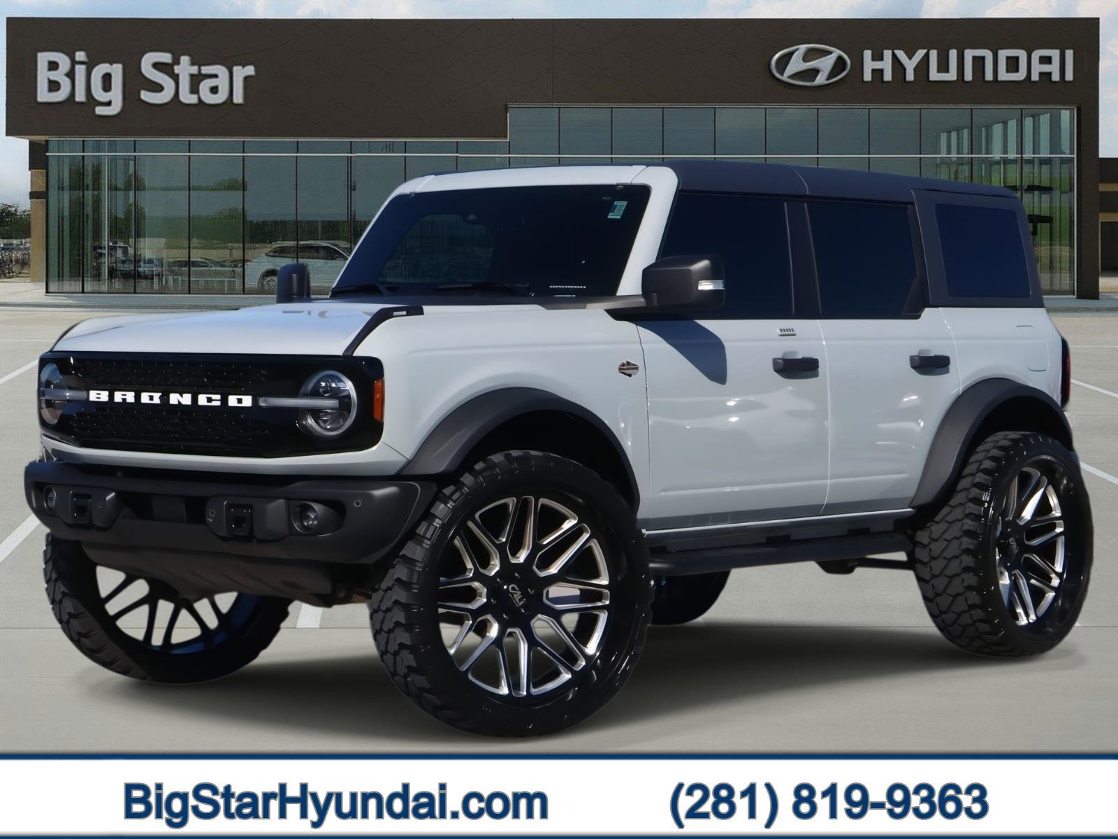 2023 Ford Bronco 4-Door Wildtrak's photo