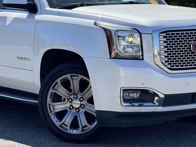 2016 Gmc Yukon XL Denali photo 2