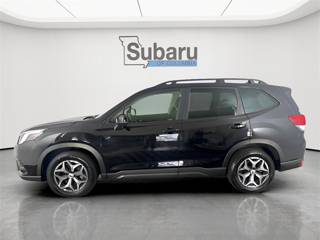 2022 Subaru Forester Premium photo 7