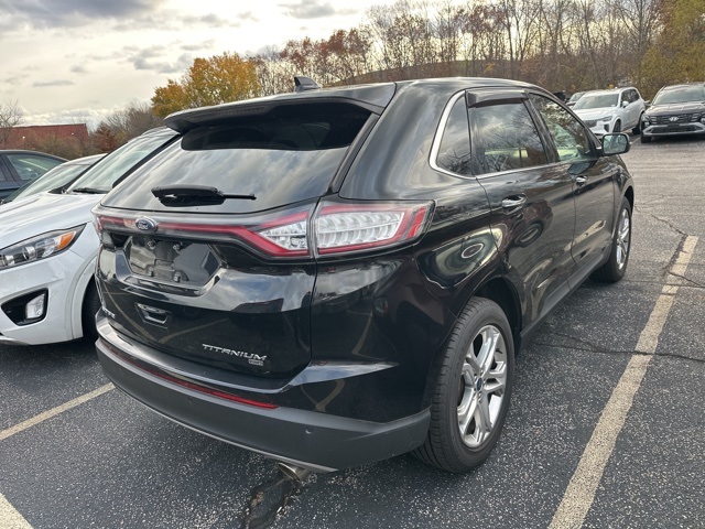 2018 Ford Edge Titanium photo 3