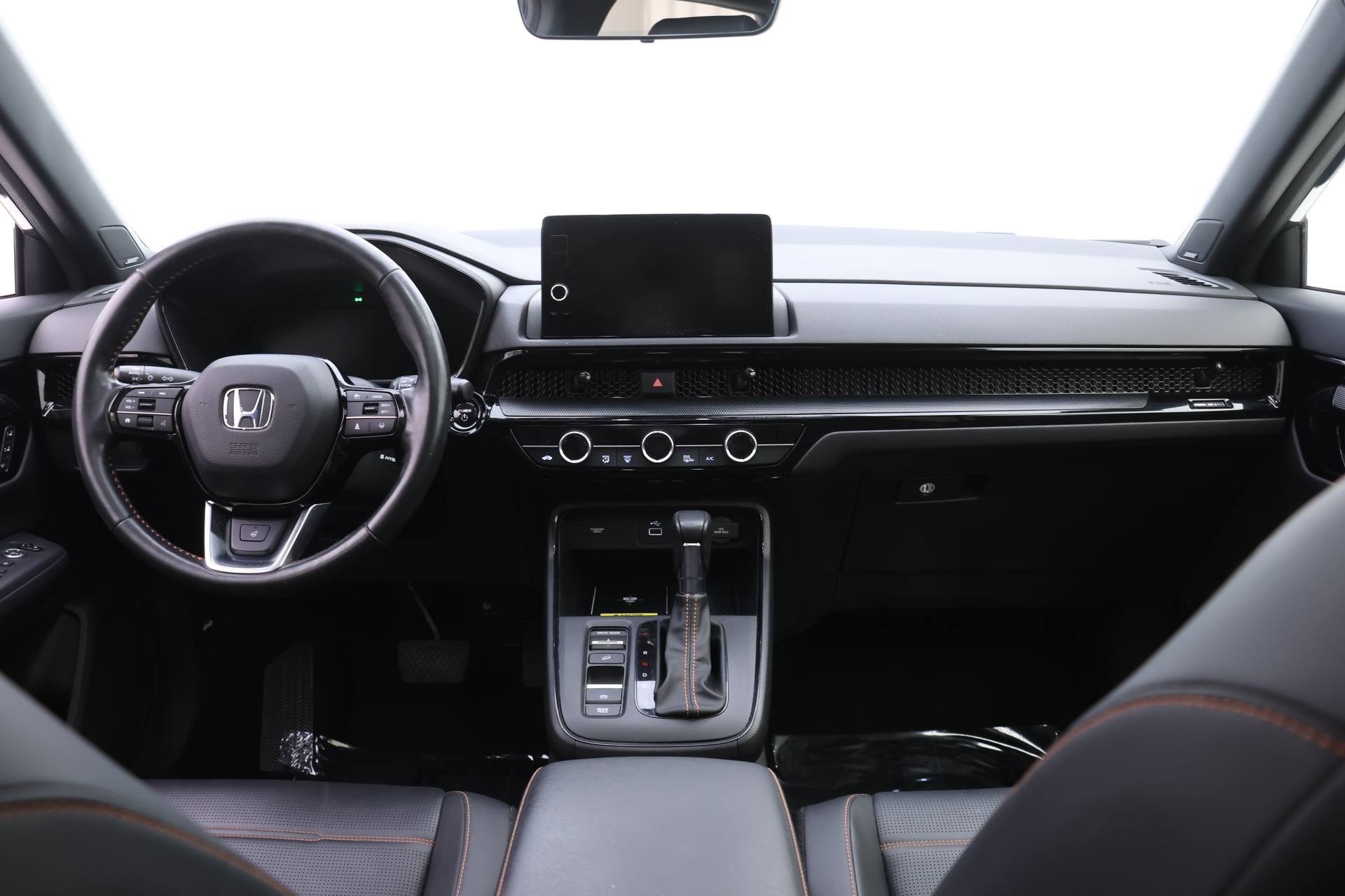 2023 Honda CR-V Hybrid Sport Touring photo 3