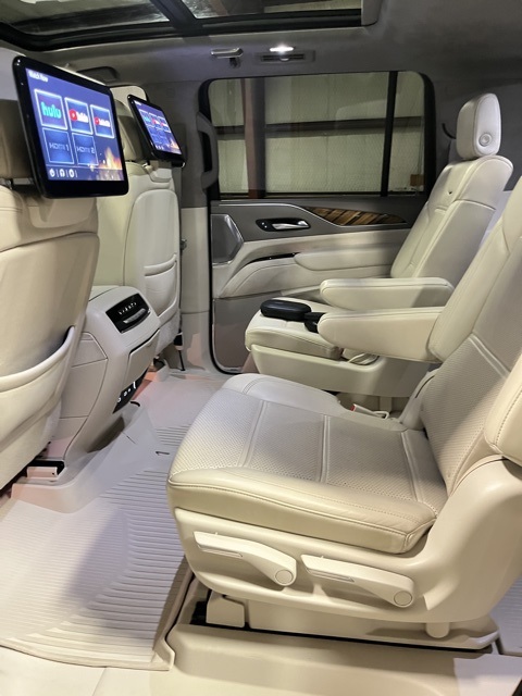 2022 Cadillac Escalade ESV Sport Platinum photo 12