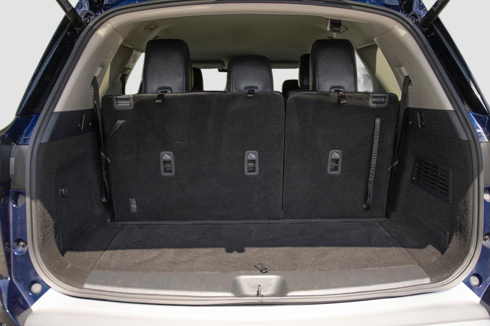 2024 Nissan Pathfinder SL photo 21