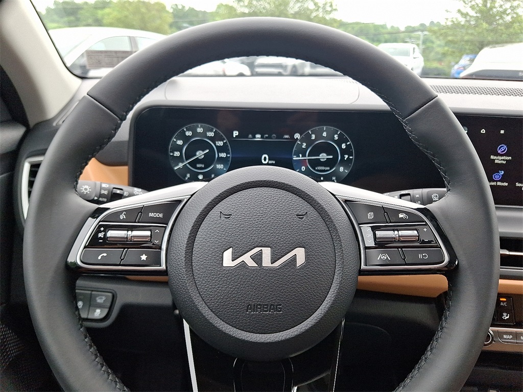 2025 Kia Seltos EX photo 14