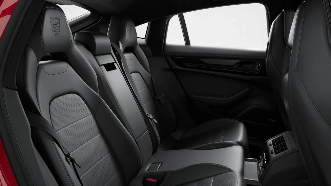 2026 Porsche Panamera 4 photo 11