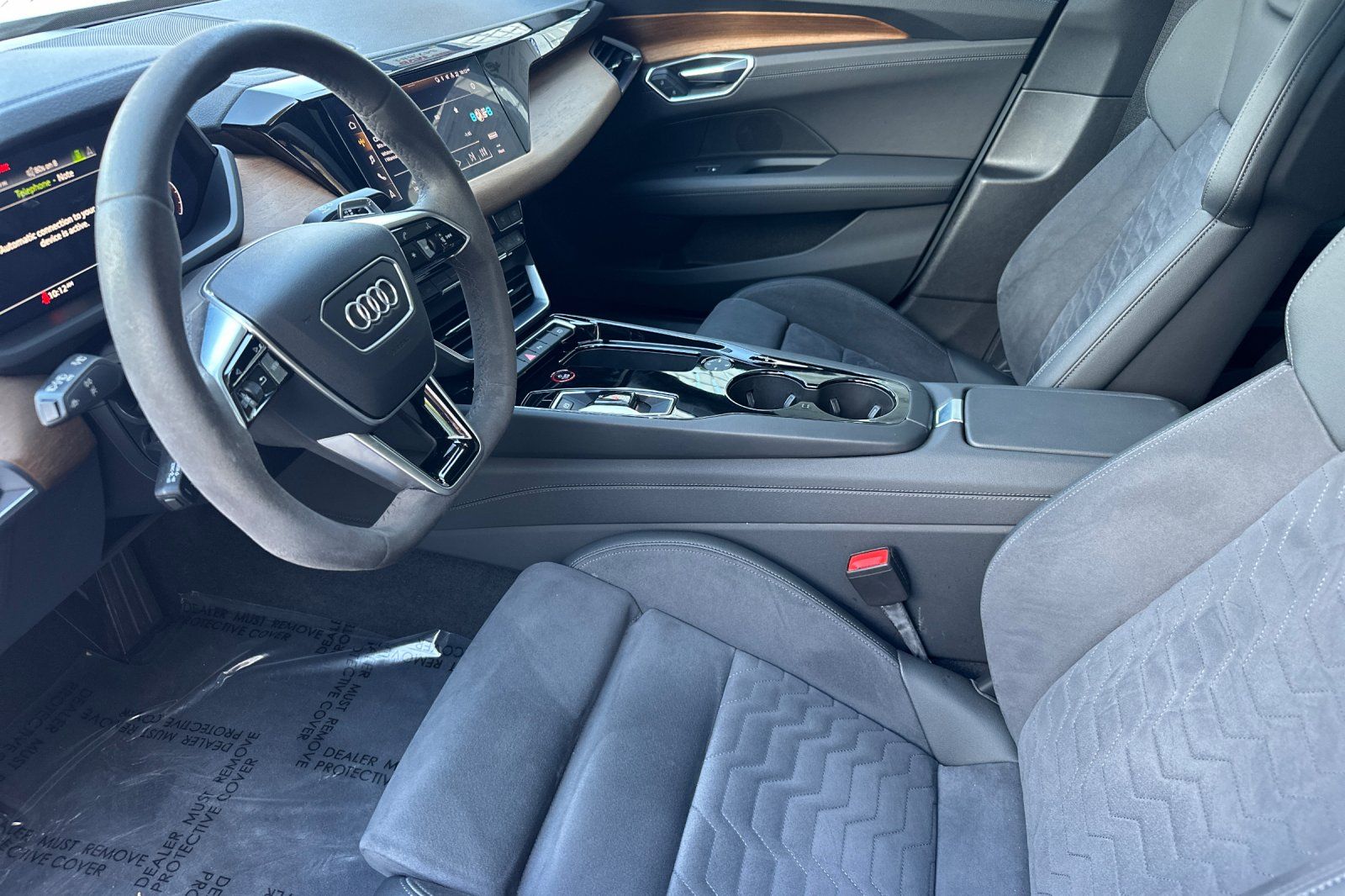 2022 Audi e-tron GT Premium Plus photo 9