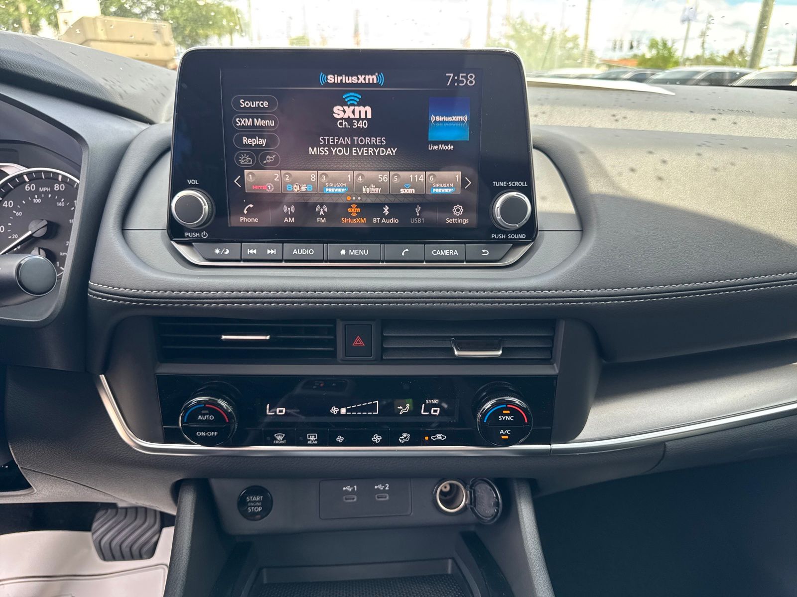 2026 Nissan Rogue SV photo 16