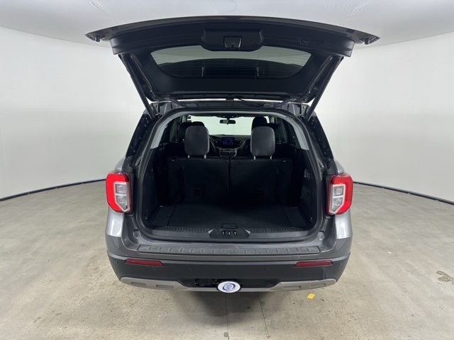 2021 Ford Explorer XLT photo 4