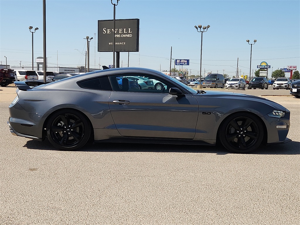 2022 Ford Mustang GT Premium photo 5