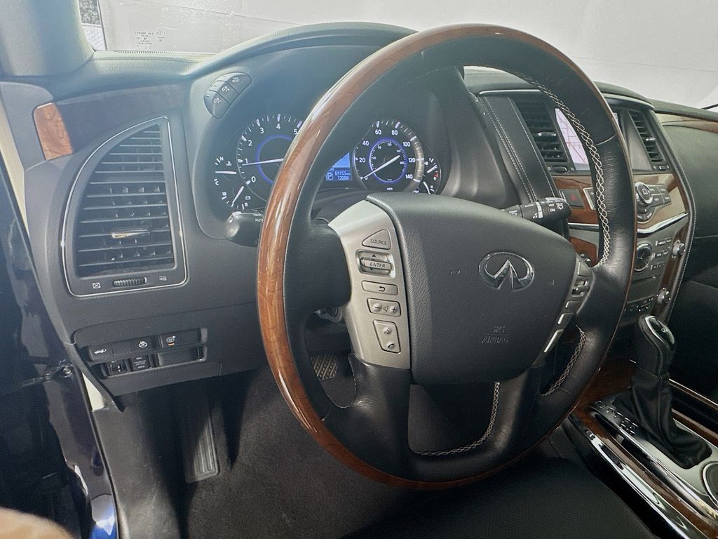 2019 Infiniti QX80 Luxe photo 10