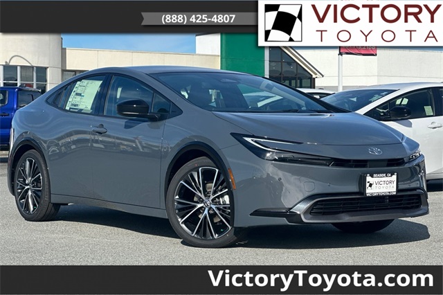 2026 Toyota Prius Limited's photo