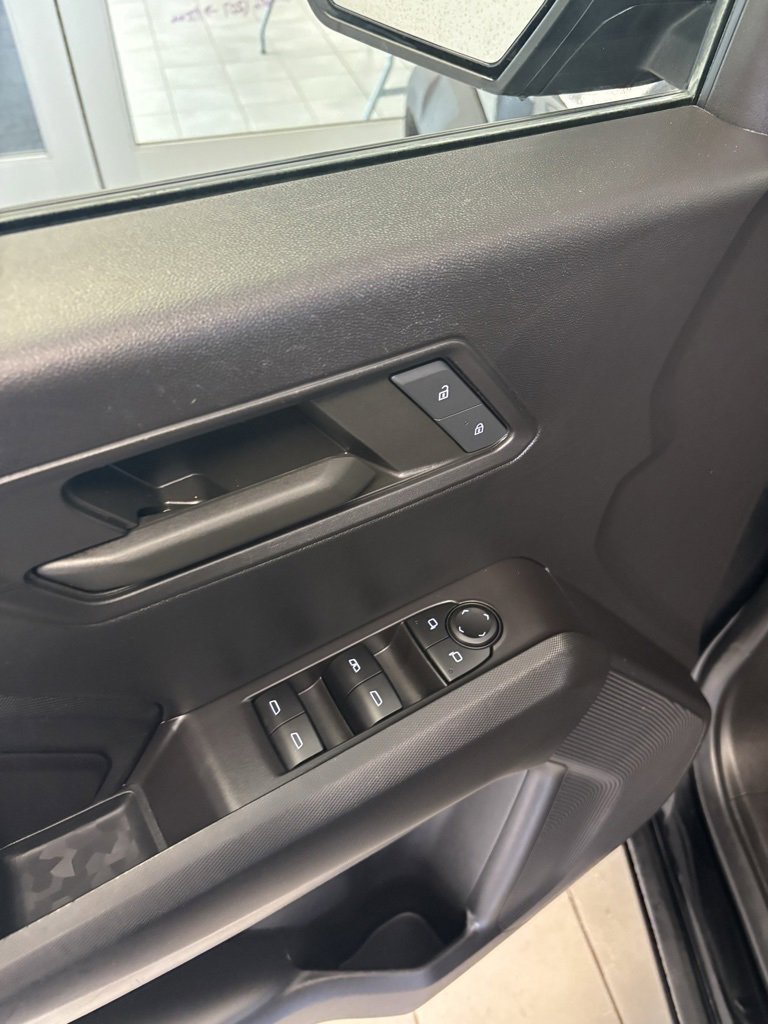 2023 Chevrolet Colorado Trail Boss photo 2