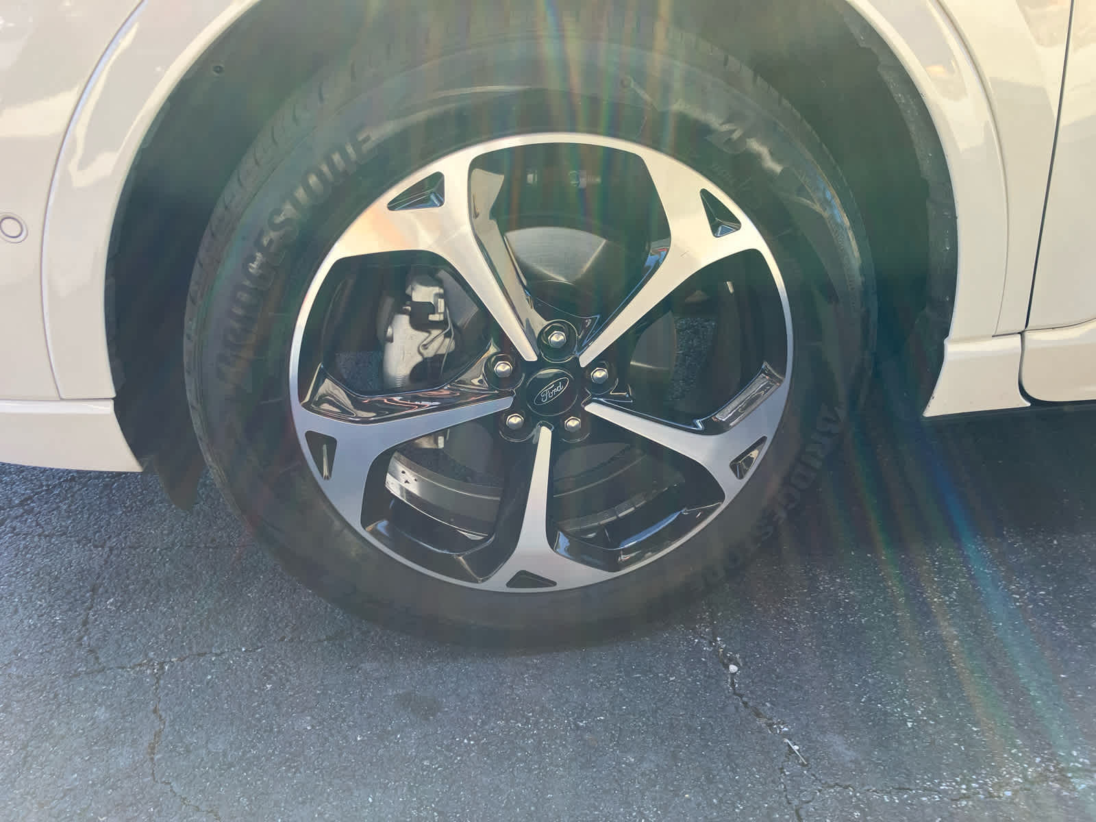 2023 Ford Escape ST-Line Elite photo 4