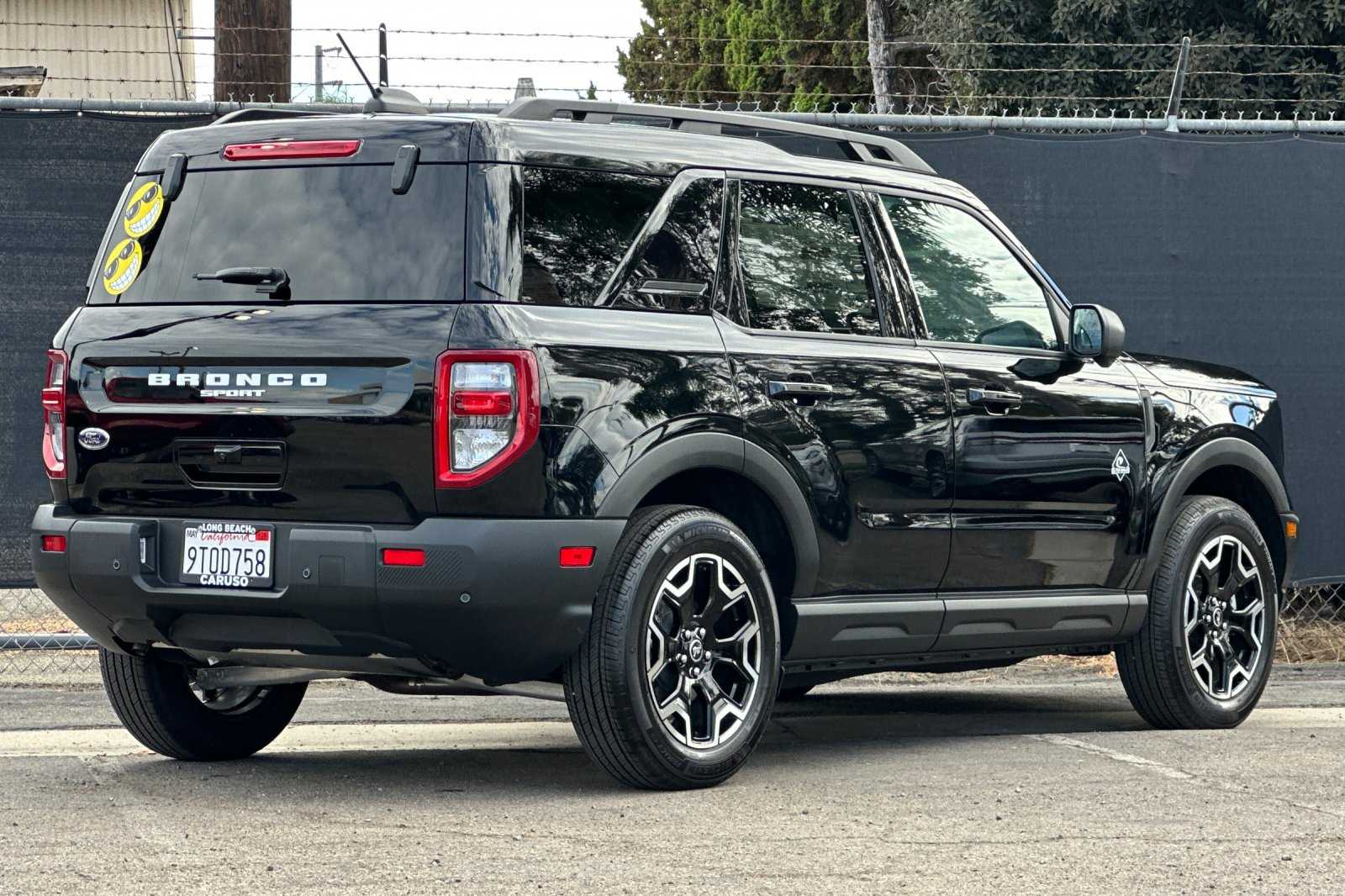 2025 Ford Bronco Sport Outer Banks photo 3