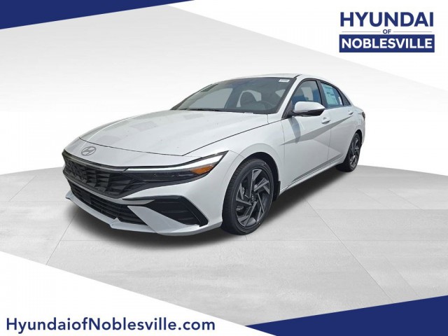 2025 Hyundai Elantra Limited's photo