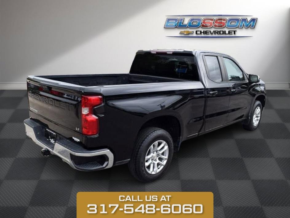 2022 Chevrolet Silverado 1500 LT photo 4