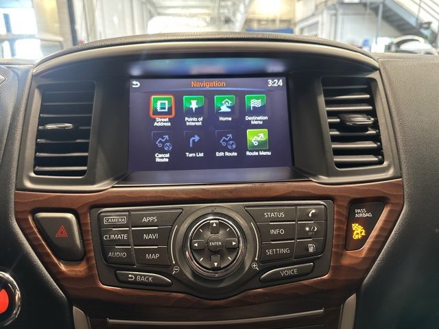 2019 Nissan Pathfinder Platinum photo 25