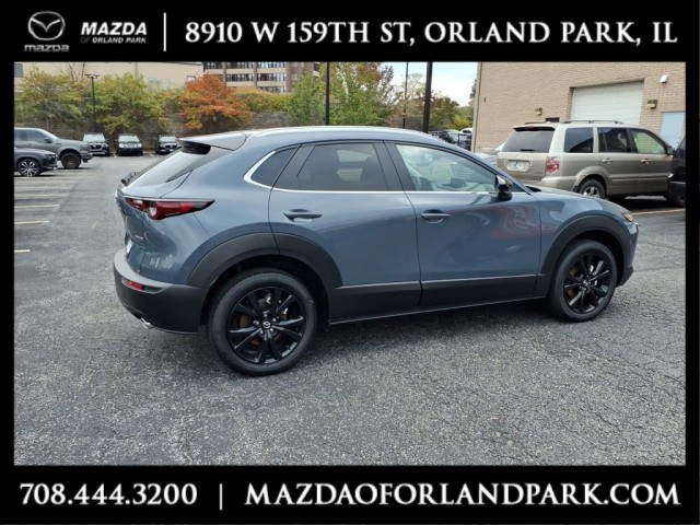 2025 Mazda CX-30 2.5 S Carbon photo 3