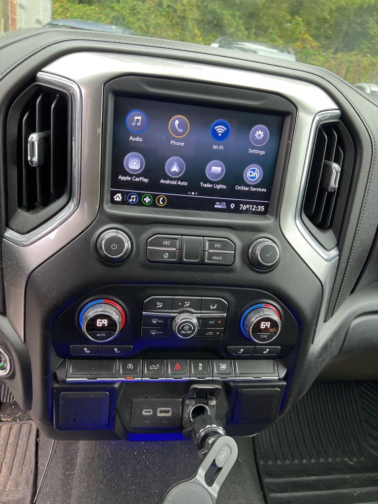 2020 Chevrolet Silverado 1500 LT photo 13