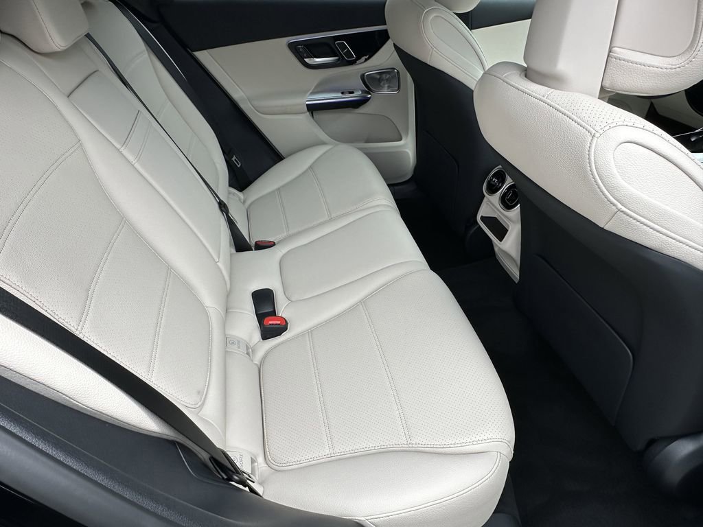 2025 Mercedes Benz GLC 350e 4MATIC photo 18